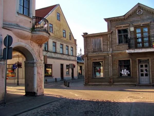 Zdjęcie z Łotwy - Kuldyga - stara, ciekawa zabudowa.