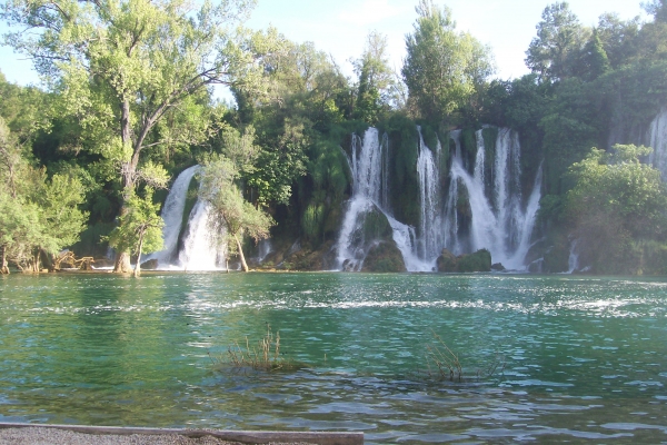 Zdjęcie z Bośni i Hercegowiny - wodospady Kravica