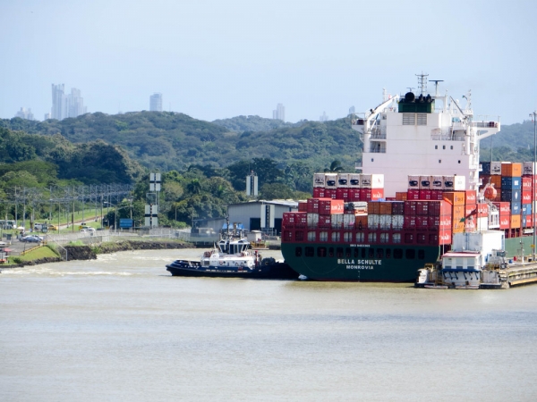 Zdjęcie z Panamy - PANAMA CANAL