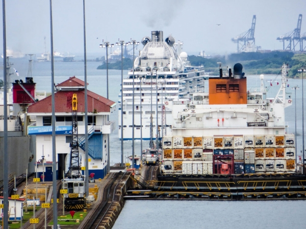 Zdjęcie z Panamy - PANAMA CANAL