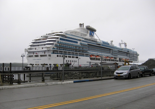Zdjęcie ze Stanów Zjednoczonych - Island Princess w Ketchikan
