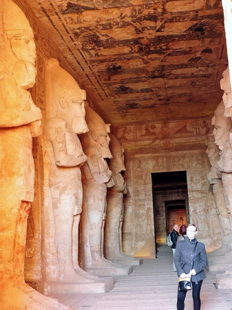 Zdjęcie z Egiptu - Abu Simbel - wnętrze świątyni Ramzesa II.