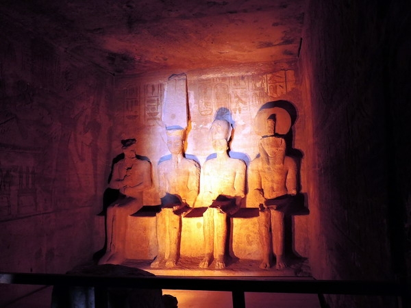 Zdjęcie z Egiptu - Abu Simbel - świątynia Ramzesa II.