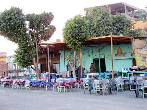 Zdjęcie z Egiptu - Edfu -  życie na ulicach.