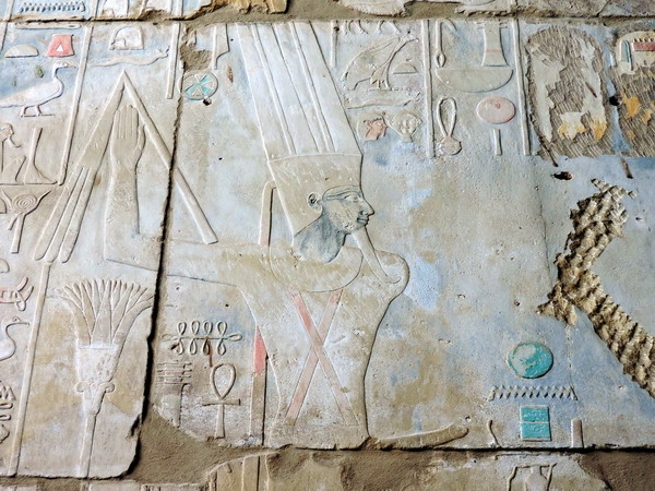 Zdjęcie z Egiptu - Karnak - tu sztuka przykuwa uwagę na dłużej ;)