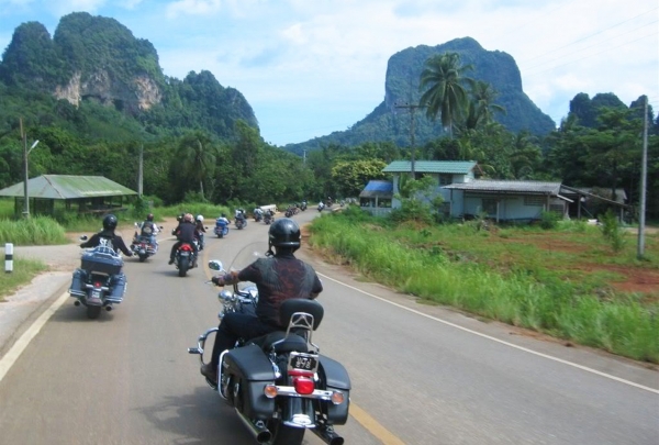 Zdjęcie z Tajlandii - Na drodze z Ao Nang do Krabi Town