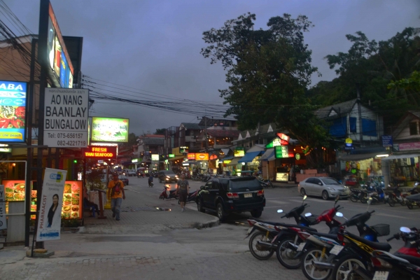 Zdjęcie z Tajlandii - Ao Nang wieczorową porą