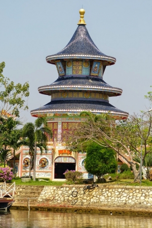 Zdjęcie z Tajlandii - jakaś chińska pagoda po drodze,