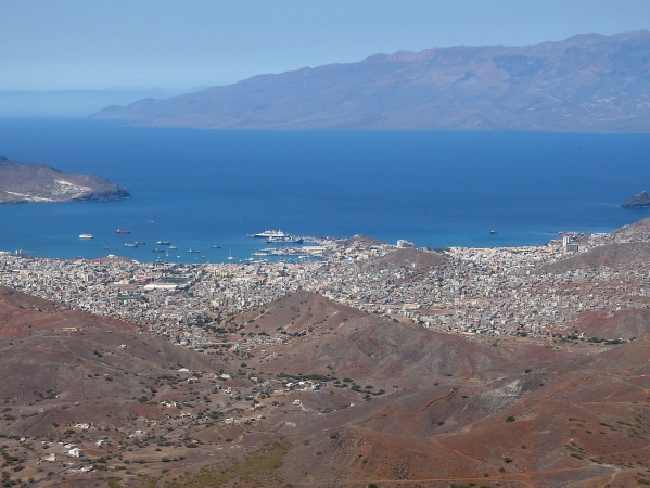Zdjęcie z Republiki Zielonego Przylądka - Sao Vicente - widok na Mindelo z Monte Verde