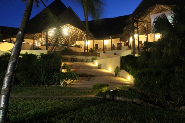 Zdjęcie z Tanzanii - Hotel nocą