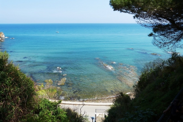 Zdjęcie z Włoch - jedna z wielu plaż w Cefalu ( ta w sąsiedztwie hotelu)