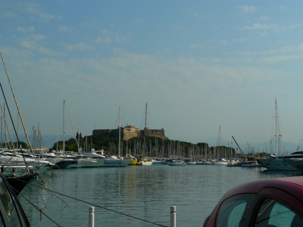 Zdjęcie z Francji - Port Vauban i wdali Fort Carré 