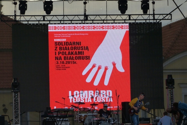Zdjęcie z Polski - z tego, co się tu zorientowaliśmy wyynika, że ten koncert 