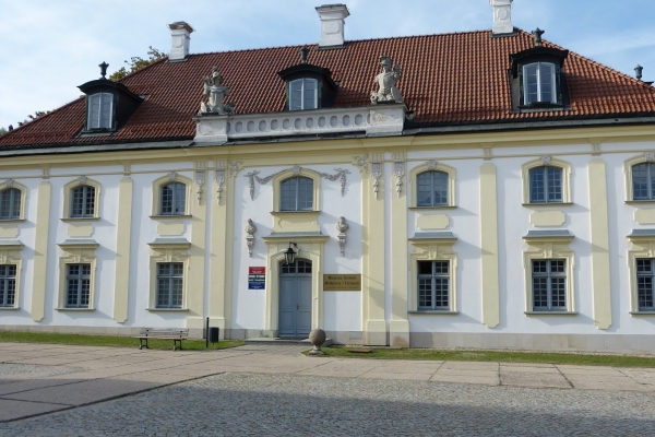 Zdjęcie z Polski - Pałacyk Gościnny