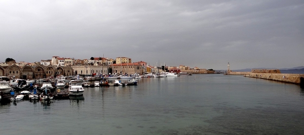 Zdjęcie z Grecji - Widok na port w Chanii.