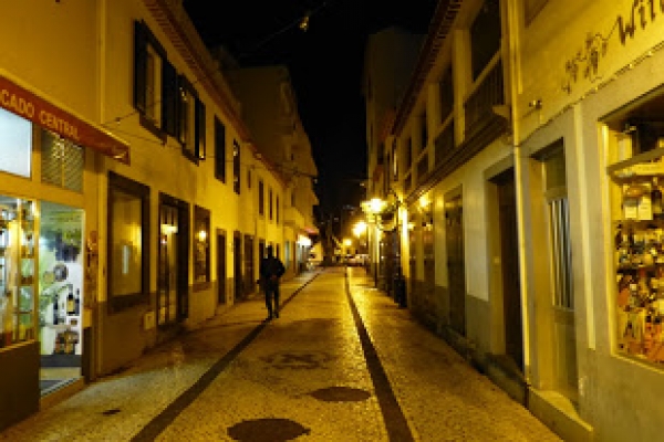 Zdjęcie z Portugalii - wieczorna szwędaczka po Machico