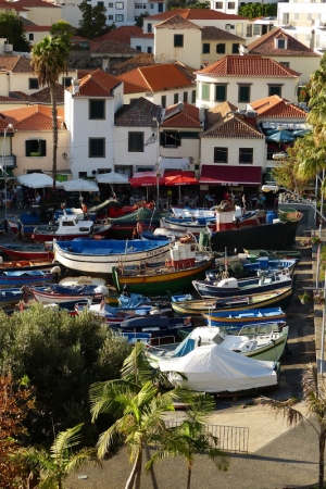 Zdjęcie z Portugalii - rybacka wioska.... Camara de Lobos w świetle zachodzącego słońca