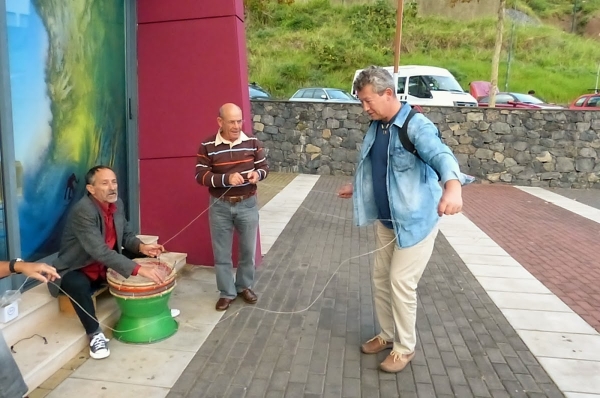 Zdjęcie z Portugalii - trafił im się pomocnik :))