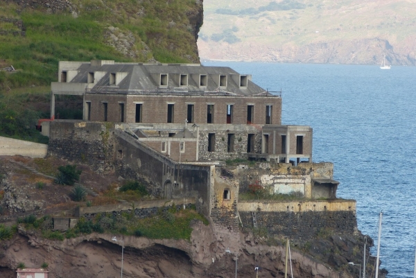 Zdjęcie z Portugalii - wyzoomowany Fort Sao Joao Baptisa
