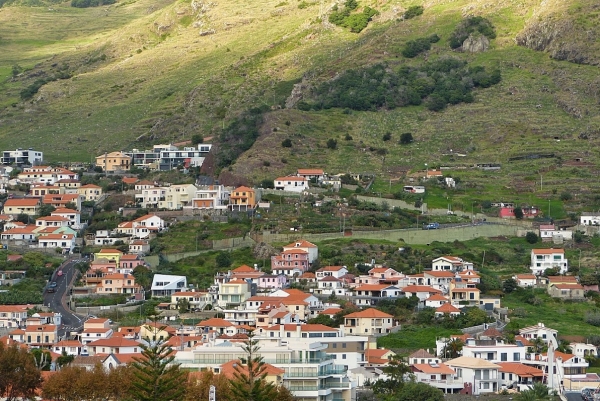 Zdjęcie z Portugalii - widoczki po drodze na domki Machico