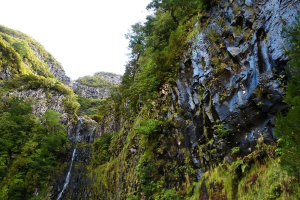 Zdjęcie z Portugalii - i przed nami Cascada da Risco