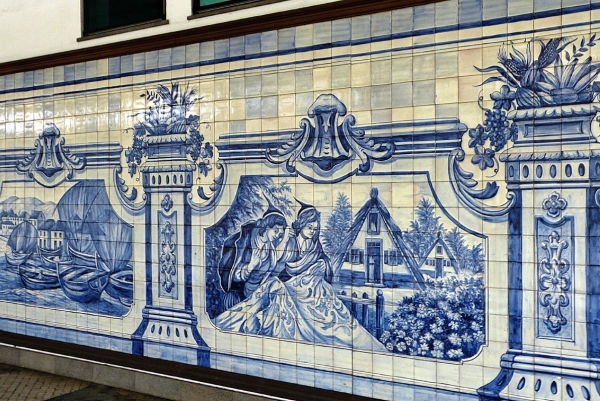 Zdjęcie z Portugalii - azulejos na lotnisku 