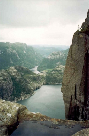 Zdjęcie z Norwegii - z Preikestolen