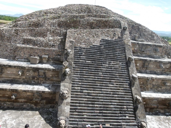 Zdjęcie z Meksyku - Teotihuacan-Swiatynia Quetzalcoatla