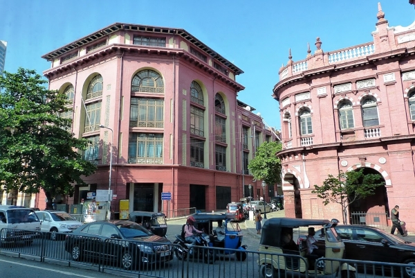 Zdjęcie ze Sri Lanki - reprezentacyjne ulice Colombo