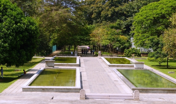 Zdjęcie ze Sri Lanki - Colombo, Ogrody Cynamonowe - najbardziej wytworna dzielnica miasta
