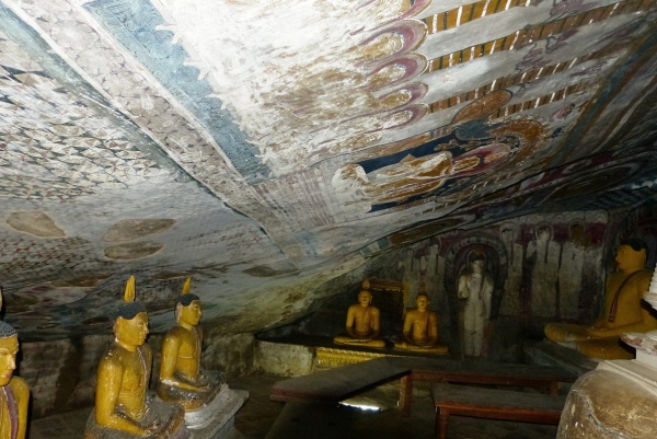 Zdjęcie ze Sri Lanki - Pachchima Vihara (jaskinia nr 4)
