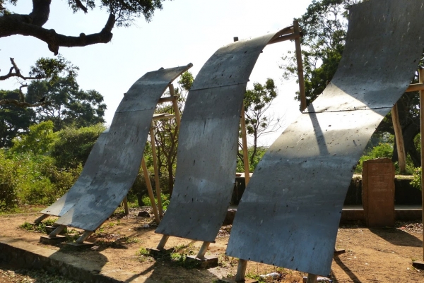 Zdjęcie ze Sri Lanki - Tsunami Memorial na Patanangala Beach