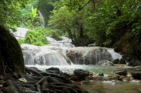 Zdjęcie z Vanuatu - Wodospad Mele Cascades