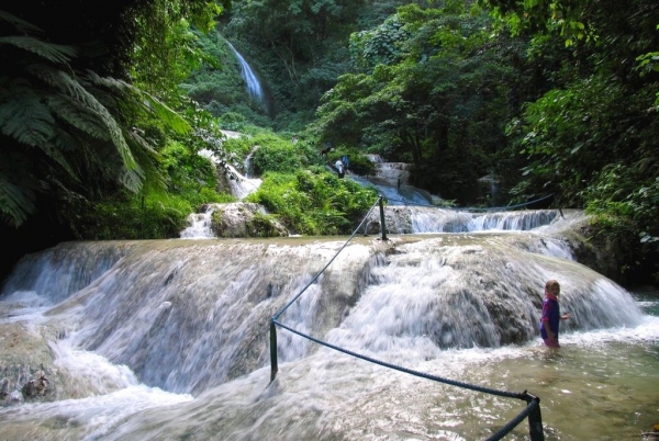 Zdjęcie z Vanuatu - Mele Cascades w calej okazalosci
