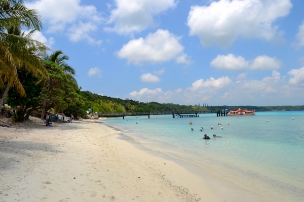 Zdjęcie z Nowej Kaledonii - Plaza na Lifou