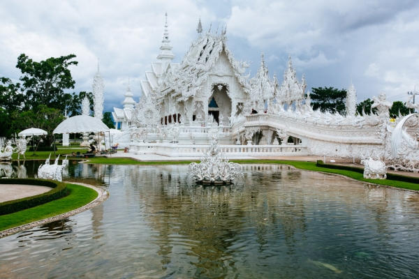 Zdjęcie z Tajlandii - Biala swiatynia w Chiang Rai