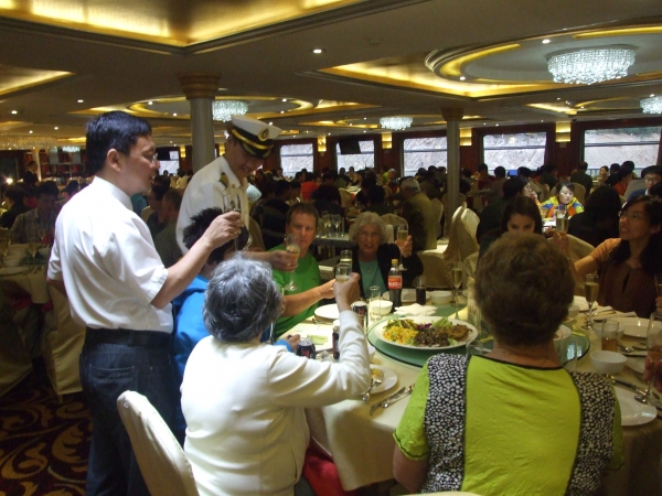 Zdjęcie z Chińskiej Republiki Ludowej - kapitańska kolacja