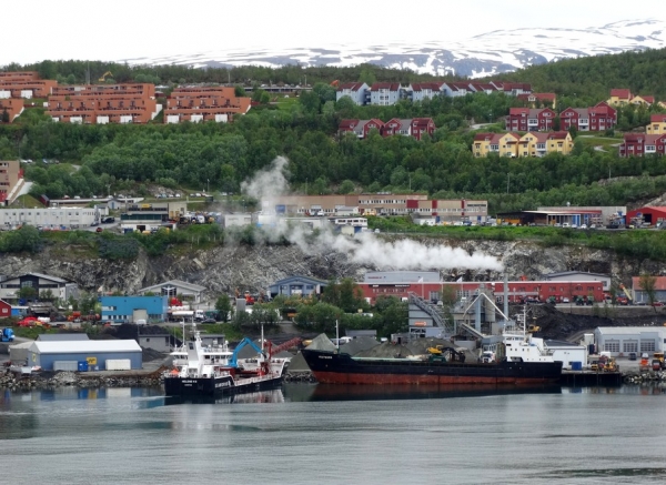 Zdjęcie z Norwegii - Dopływamy do Tromso