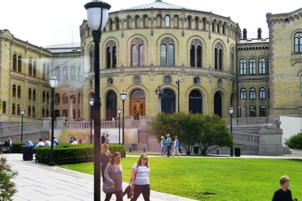 Zdjęcie z Norwegii - STORTINGET - Gmach Parlamentu 
