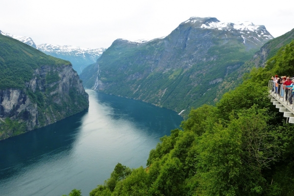 Zdjęcie z Norwegii - Geirangerfjord widziany z Korsmyra (620 m n p m)