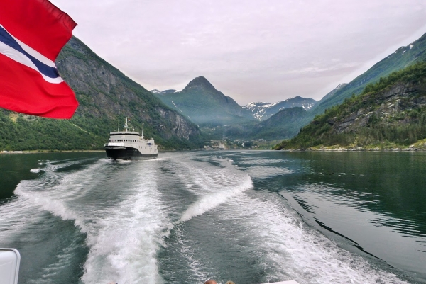 Zdjęcie z Norwegii - momentami nieźle prujemy :)