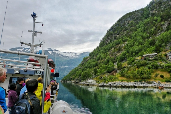 Zdjęcie z Norwegii - podziwiamy scenerię....