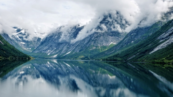 Zdjęcie z Norwegii - no to pokarmimy trochę piękne fiordy :)