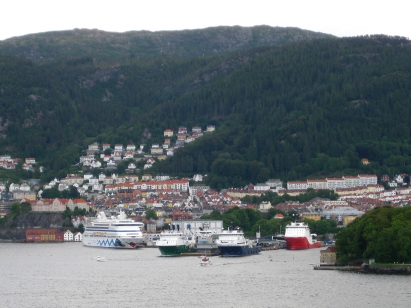 Zdjęcie z Norwegii - Odpływamy z Bergen