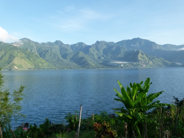 Zdjęcie z Gwatemali - Jezioro Atitlan