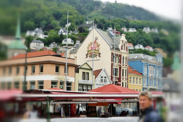 Zdjęcie z Norwegii - no i dotarliśmy do cudnego Bergen....