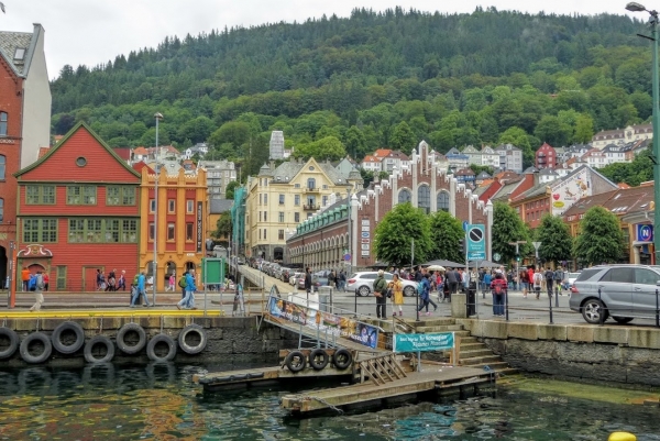 Zdjęcie z Norwegii - Bergen powitało nas typowo, czyli deszczykiem:)