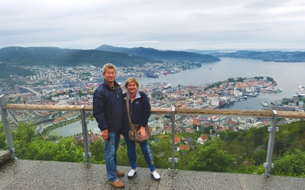 Zdjęcie z Norwegii - pozdrawiamy z Fløyen