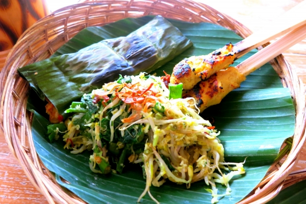 Zdjęcie z Indonezji - Tym razem kluski czyli mie goreng