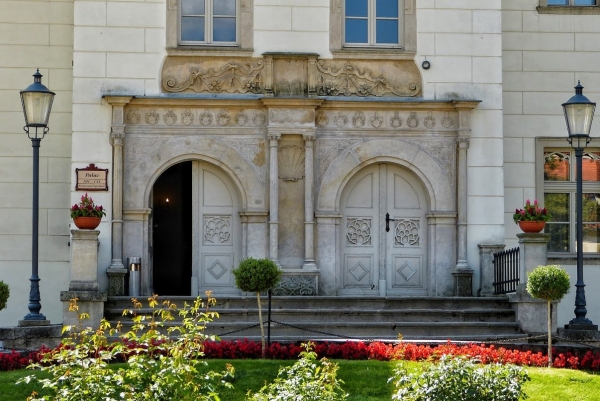 Zdjęcie z Polski - Wojanów - wspaniały renesansowy portal